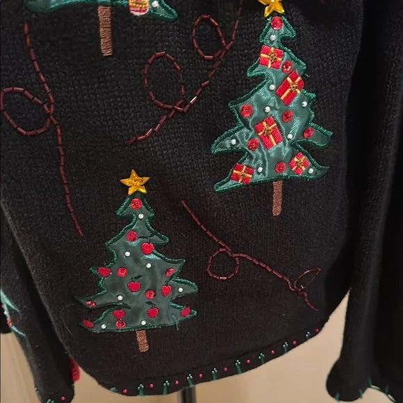 Basic Editions Christmas Cardigan Sweater - Picture 5 of 9